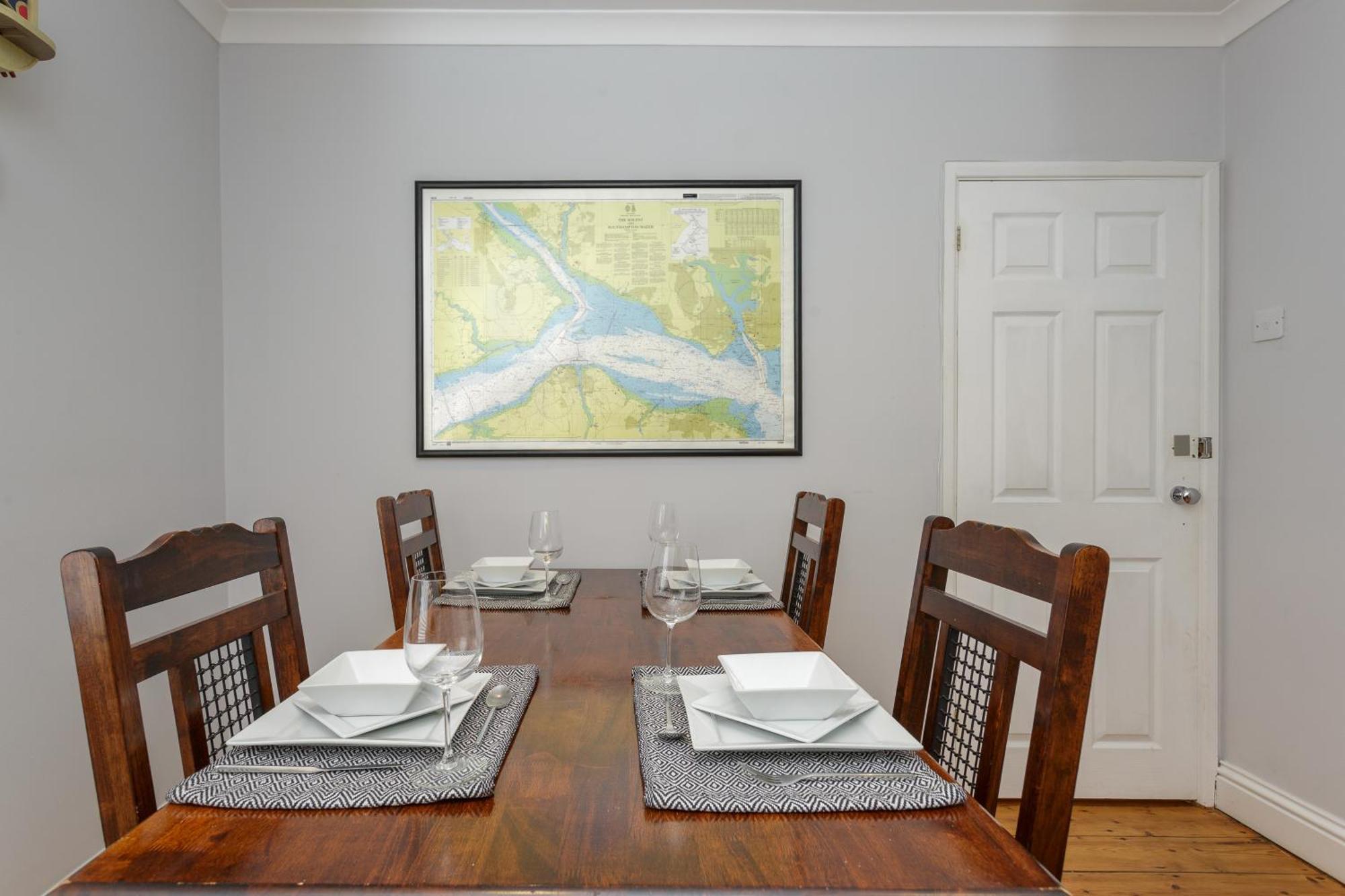 Percy Terrace - Charming 2 Bedroom Town House 朴次茅斯 外观 照片