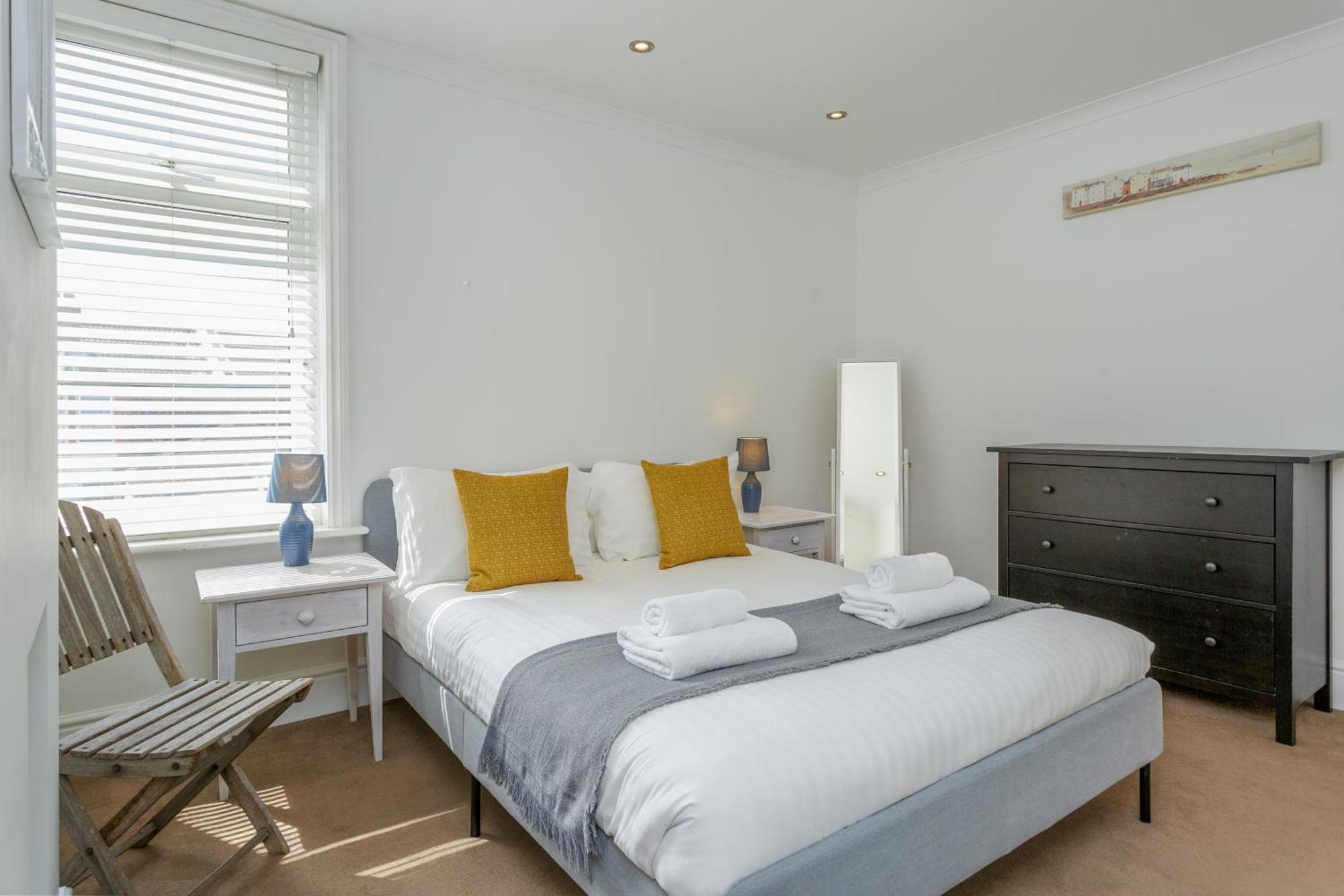 Percy Terrace - Charming 2 Bedroom Town House 朴次茅斯 外观 照片