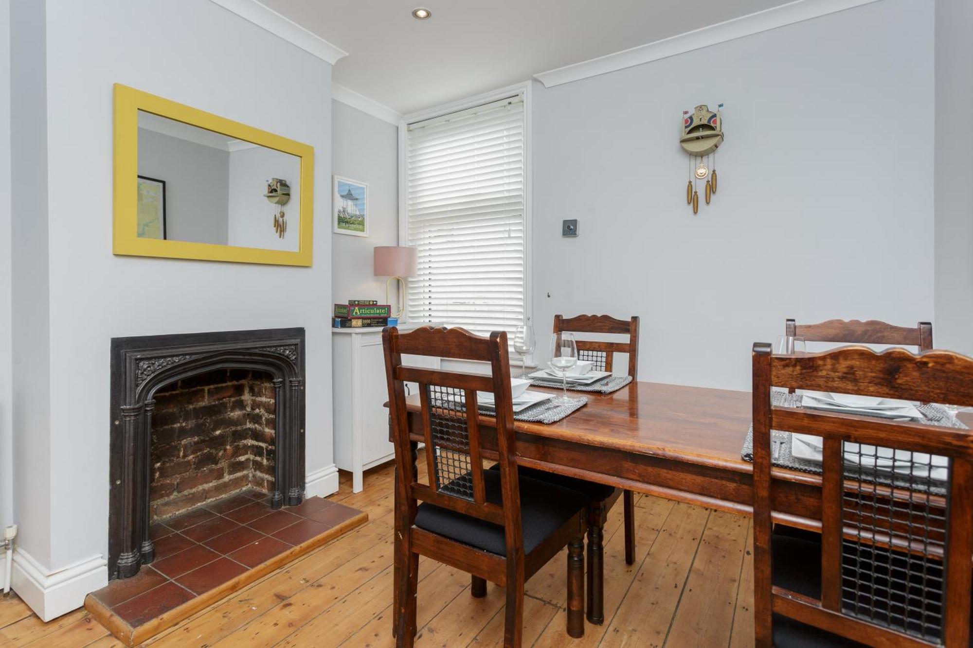 Percy Terrace - Charming 2 Bedroom Town House 朴次茅斯 外观 照片